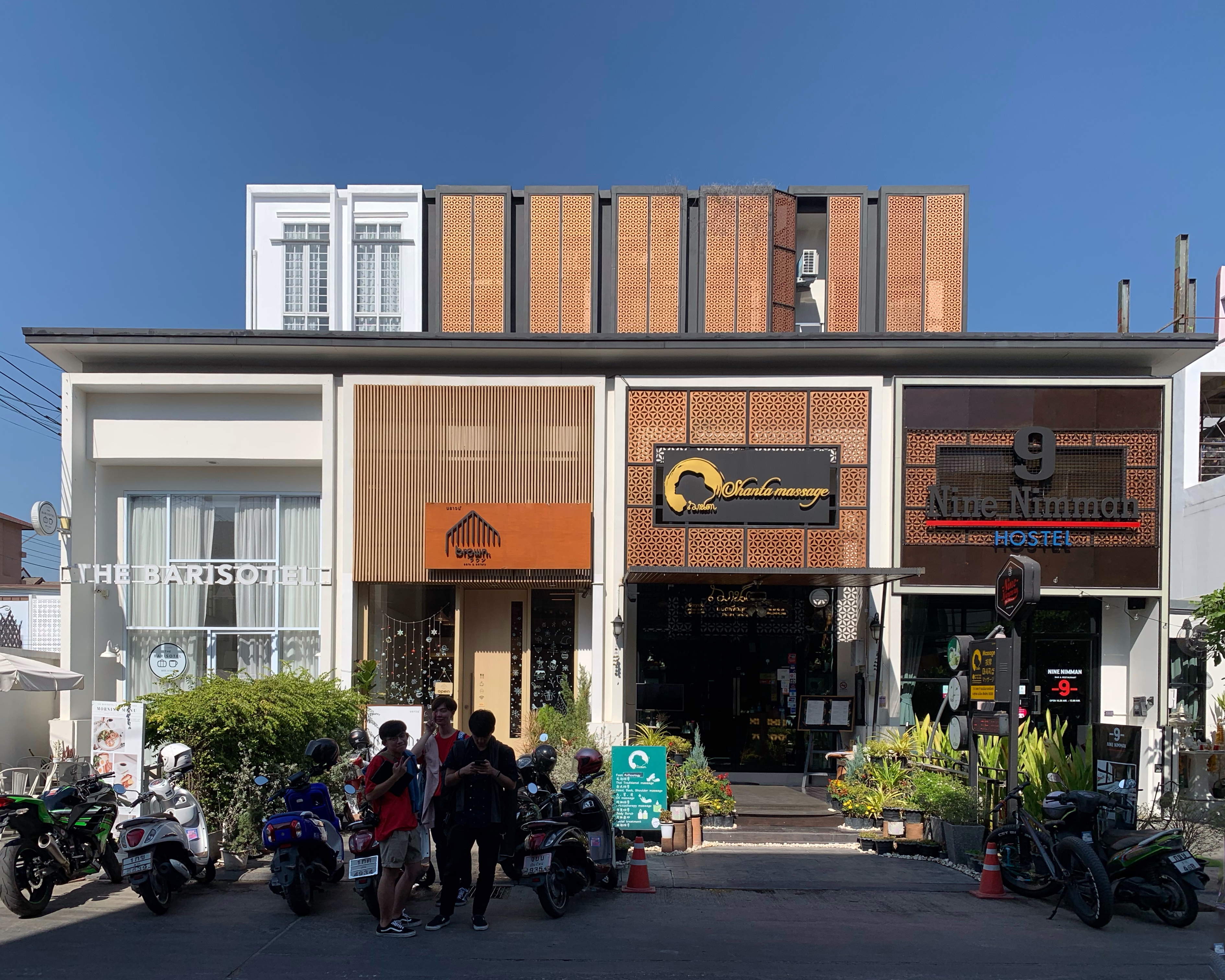 清邁尼曼明路沿街店面